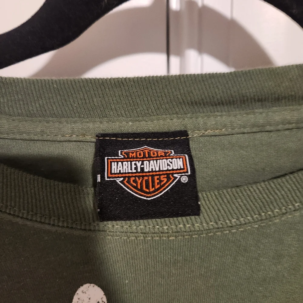 Harley-Davidson Olive Long Sleeve with Beach Graphic - Picture 3 of 4